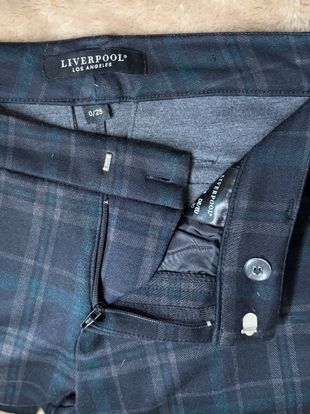Liverpool Los Angeles Plaid Pants Size 0